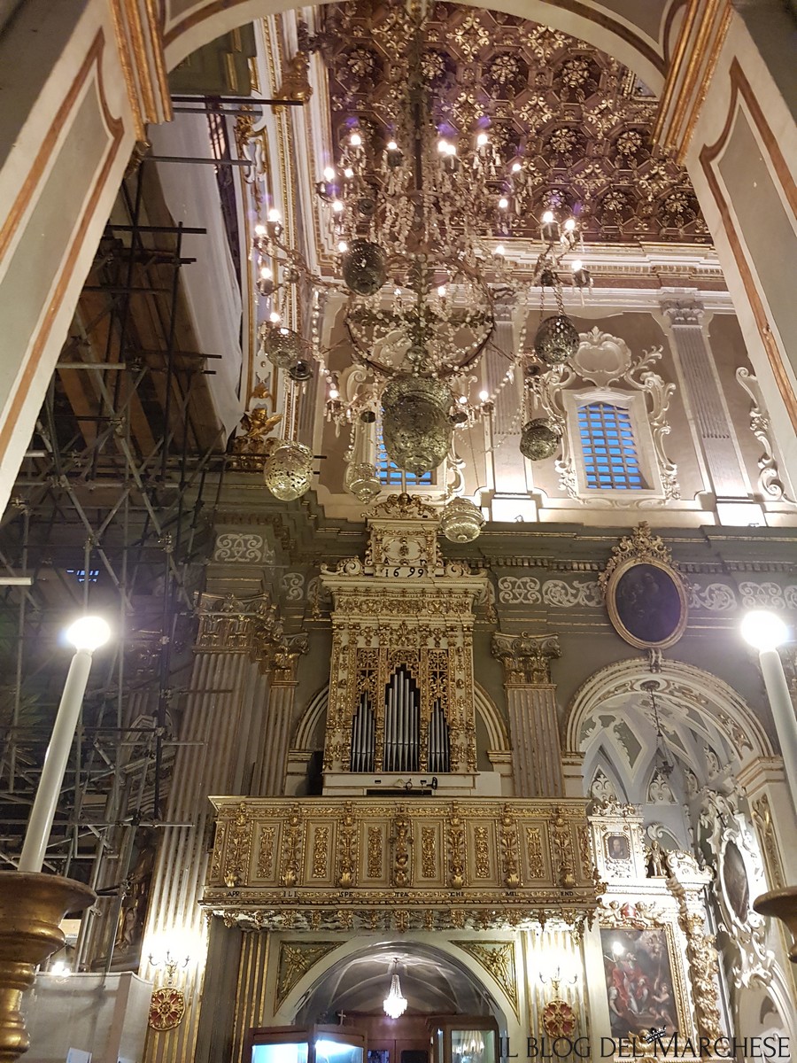 organo chesa Santissimo Crocifisso della Pietà a alatone