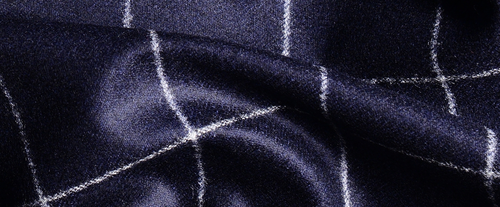 Flanella di lana: come abbinare un abito